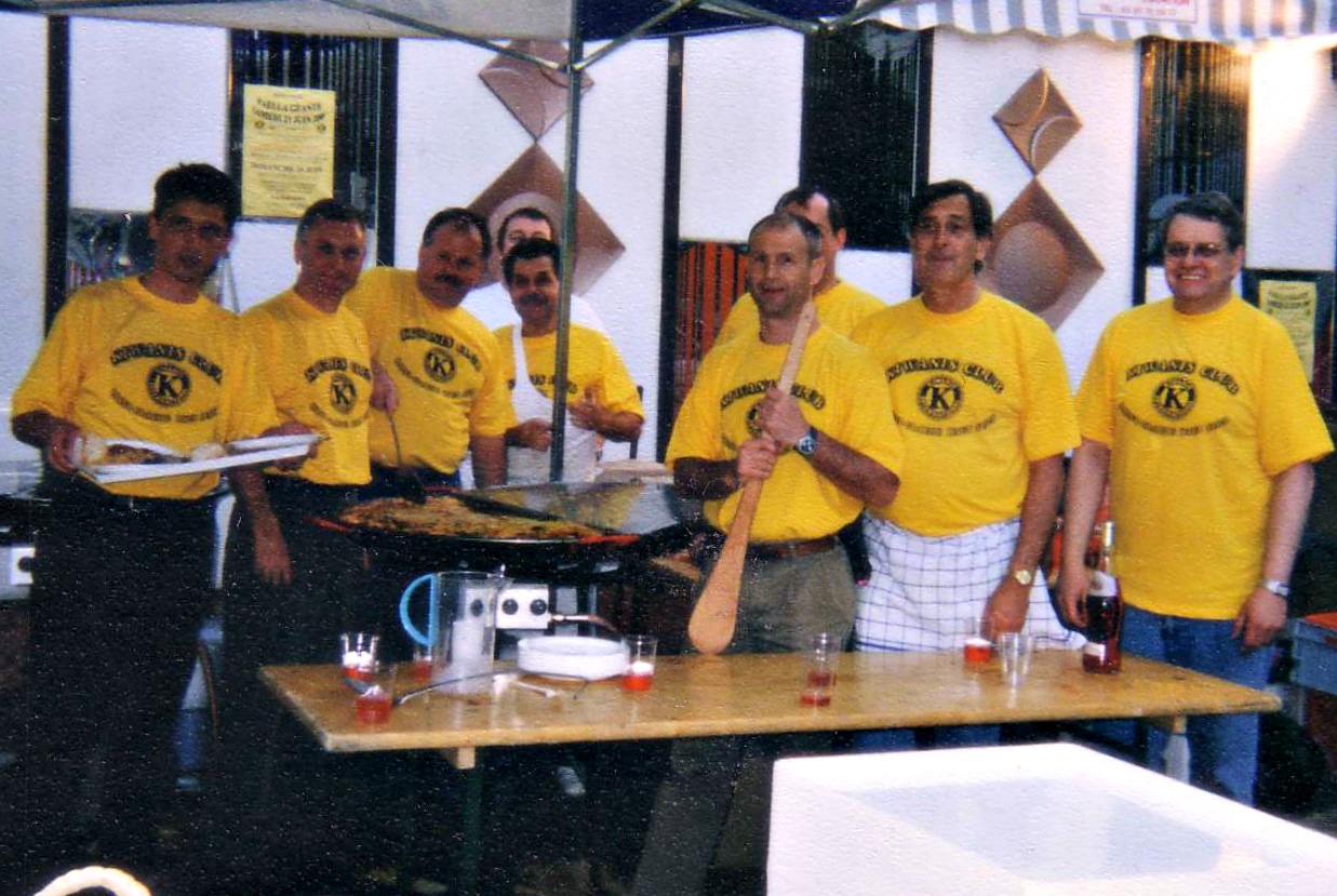PAELLA GEANTE 23 - 24 Juin 000